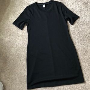 *New with Tags* Petite Ponte Short Sleeve Dress